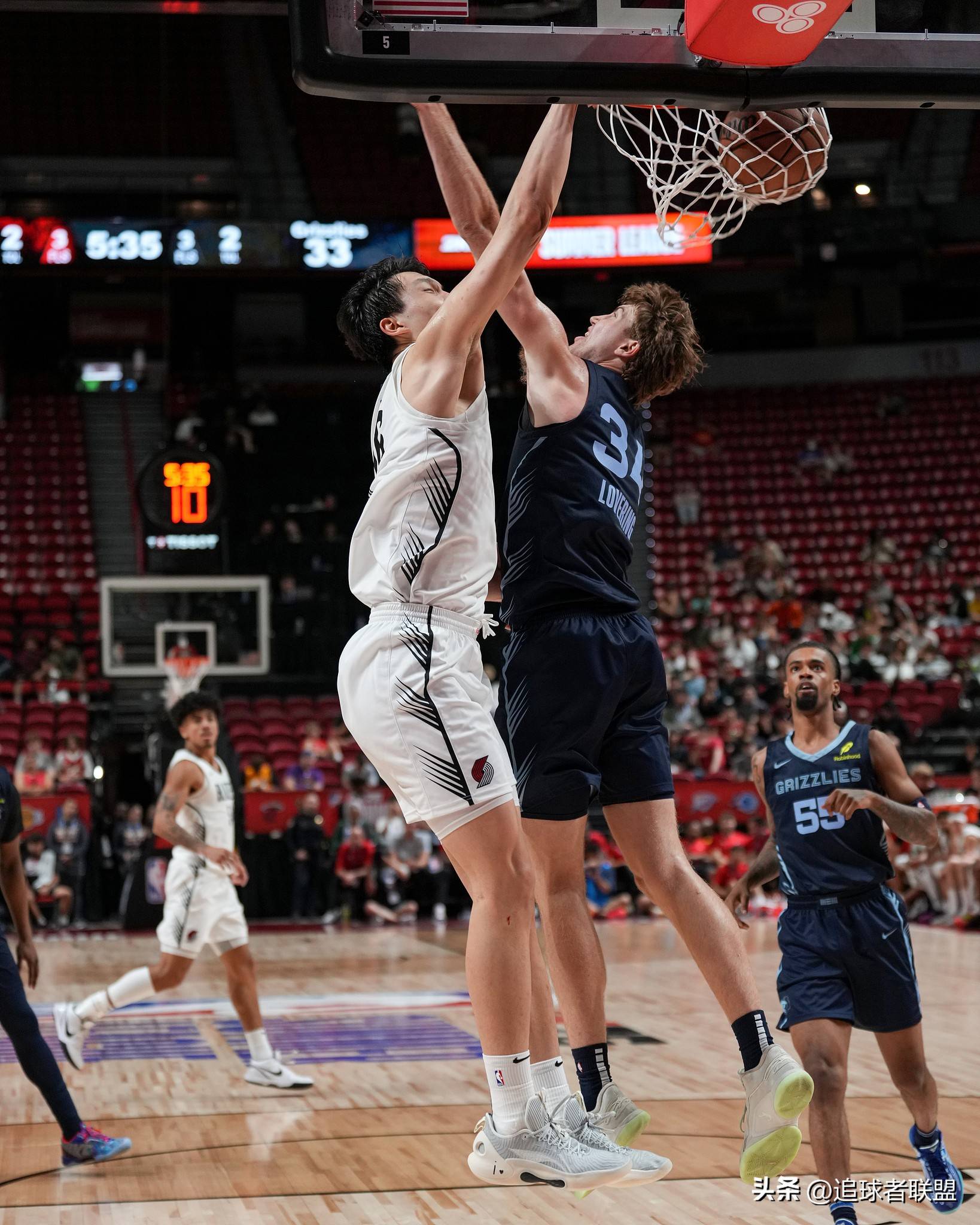 包含爵士绝杀鹈鹕，连胜势如破竹的词条