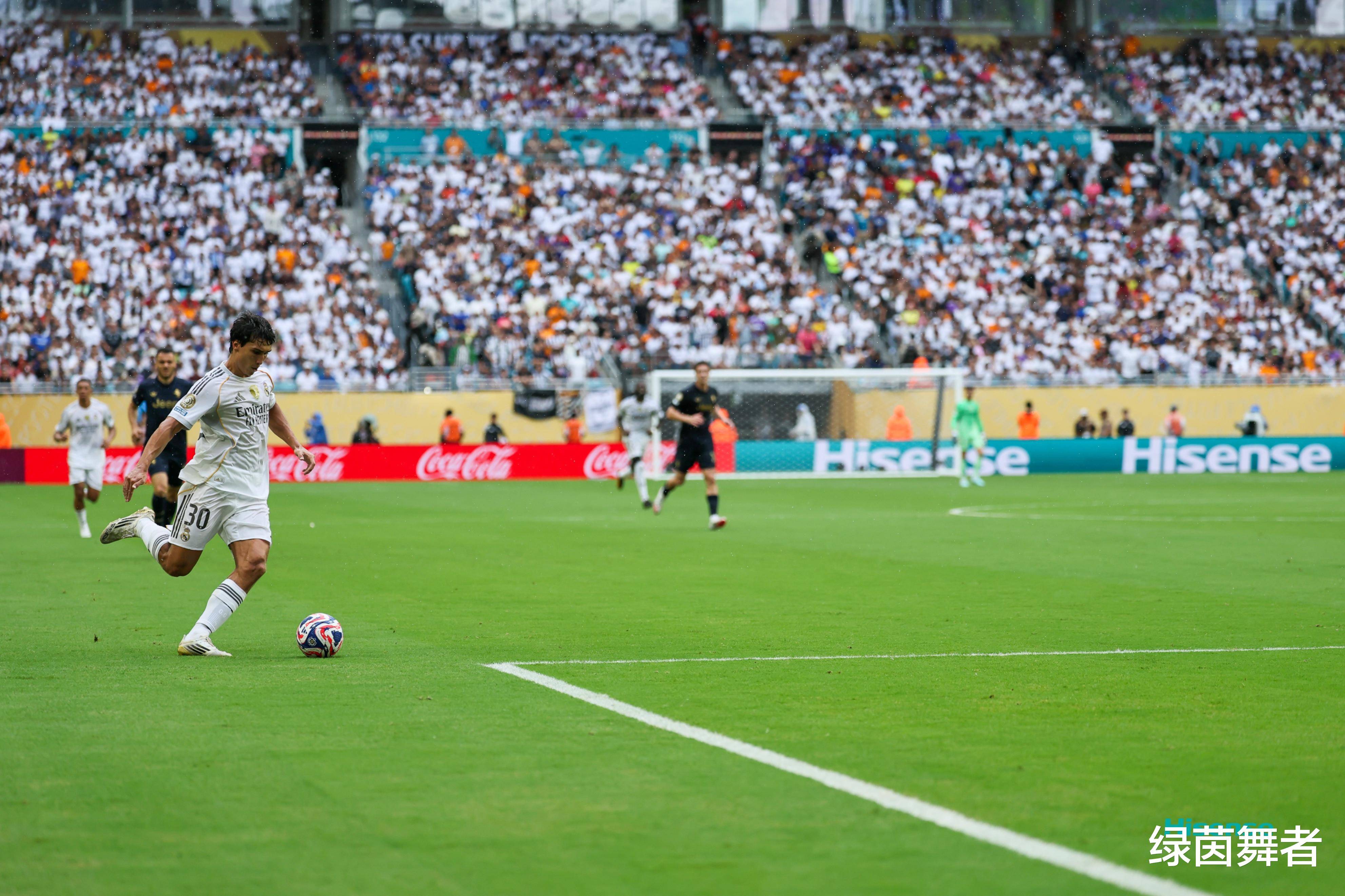 尤文图斯后防线表现稳定，豪取连胜的简单介绍