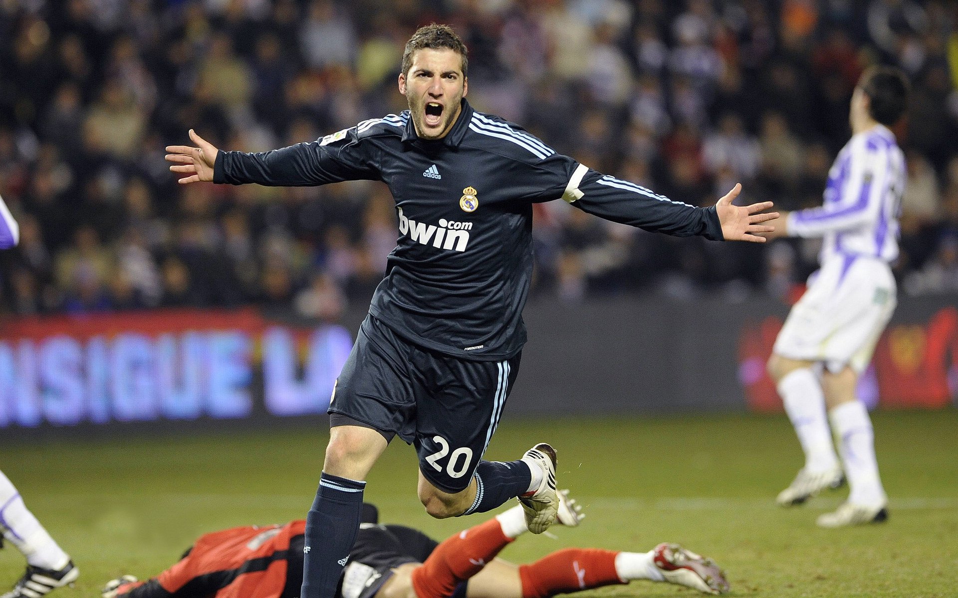 一球定乾坤，布雷默与卡塔尔的唯一时刻